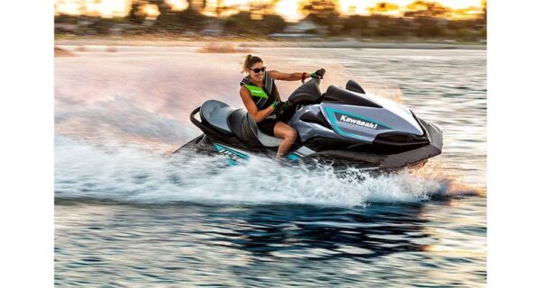 2019 Kawasaki Jet Ski® Ultra® LX - Image 4