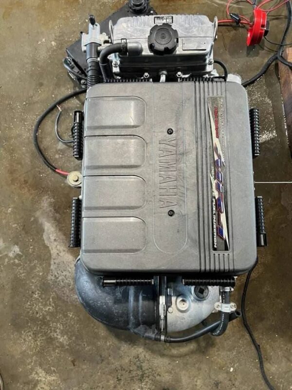 Yamaha Motor MR1 HO 160HP Waverunner Complete Engine