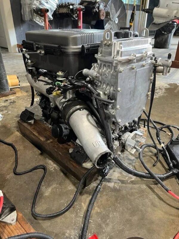 Yamaha Motor MR1 HO 160HP Waverunner Complete Engine - Image 2